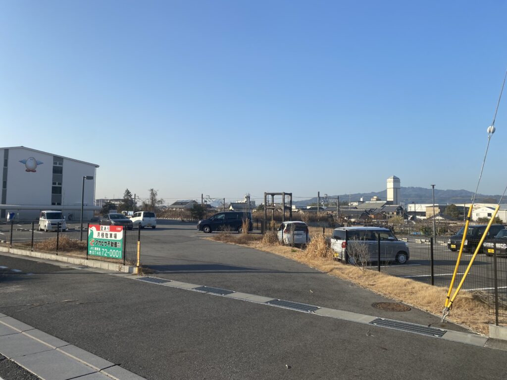 フクシマ三雲駅南口駐車場